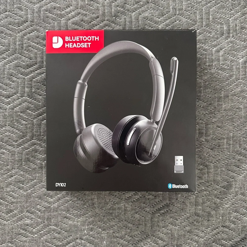 Headset with mic and keyboard